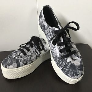 Superga Women's Annabella Platform Fashion Sneaker